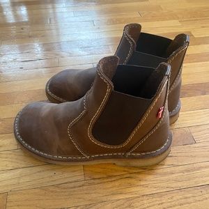 New Duckfeet Roskilde size 39 Chelsea boot